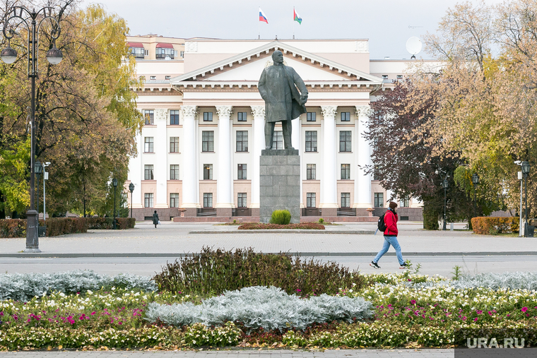 Административные здания. Тюмень, памятник ленину, правительство тюменской области, памятник ленина, тюмень, осень, виды тюмени
