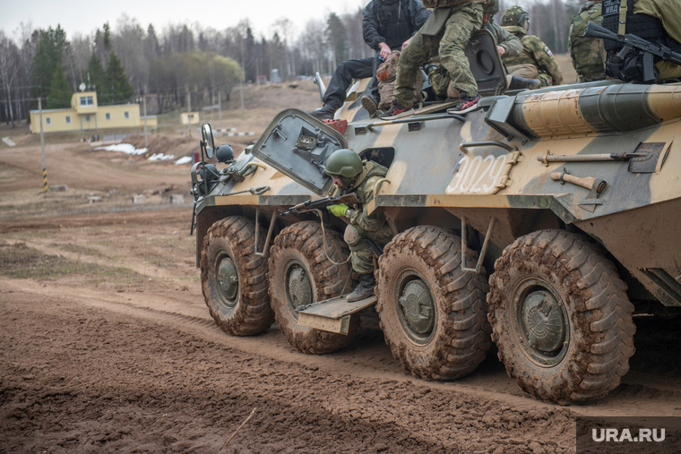 Военная подготовка к службе в зоне СВО. Центр Стрелец.Пермь, бтр, оружие, стрелки, спецназ, чвк, сво, армия россии, штурмовики