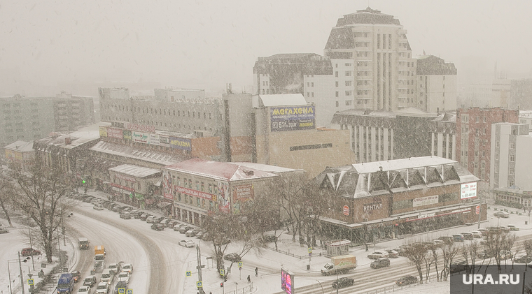 Виды города. Тюмень, снег, тюмень, падает снег