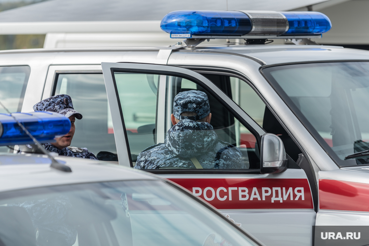 Выставка «Безопасный Урал». Екатеринбург, силовики, чп, росгвардия, росгвардейцы, автомобиль росгвардии