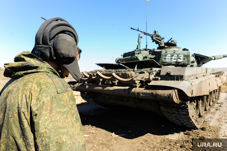 Танковый биатлон. Чебаркульский военный полигон. Челябинская область, танкисты, армия, военные, оружие, война, учения, спецоперация, танковый биатлон, т72-3б, танк, боевое слаживание
