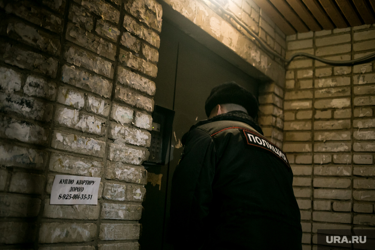 Взрыв в православной гимназии им. прп. Варлаама Серпуховского в Введенском Владычнем женском монастыре г. Серпухов. Москва, участковый, подъезд, полиция, автомобиль полиции