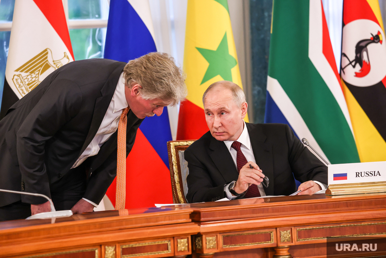 Встреча президента России с лидерами стран Африки в Константиновском дворце. Санкт-Петербург, песков дмитрий, путин владимир