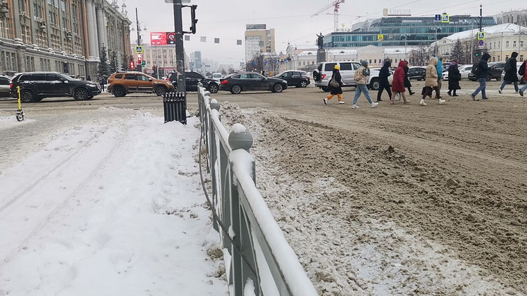 В Екатеринбурге снег лежит слоем 10 сантиметров