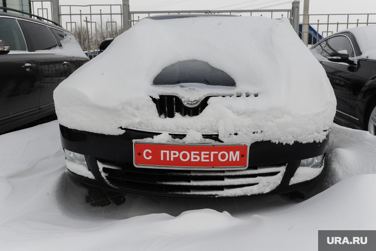 Автосалон ВОЛЬВО. Челябинск, зима, шкода, автомобиль, машины в снегу, иномарка, с пробегом