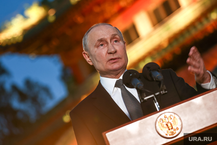 Заключительная пресс-конференция президента России Владимира Путина по окончанию визита в Китай. Пекин, КНР, путин владимир