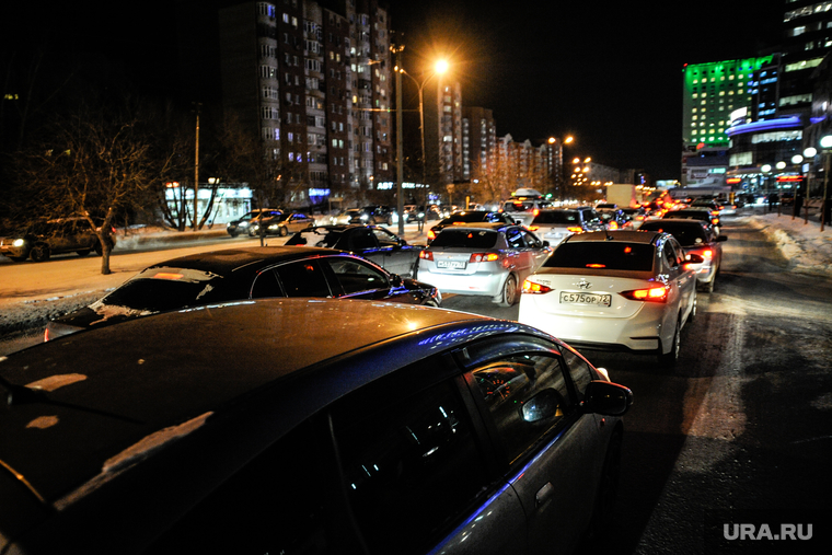 Пробки в городе. Клипарт. Тюмень, пробка, поток автомобилей