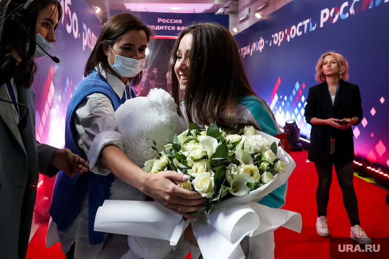 Чествование олимпийской сборной в ВТБ Арене. Москва, спортсмены, команда россии, олимпийская сборная, олимпийцы, валиева камила