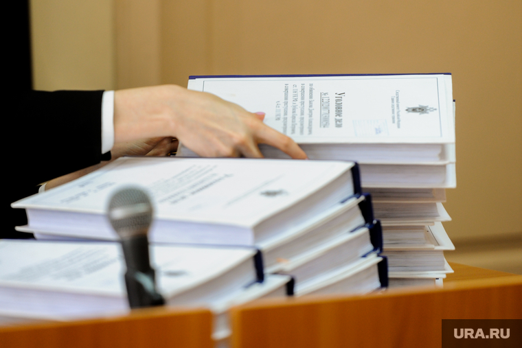 Судебное заседание по делу следователей убившим человека в драке. Челябинск, уголовное дело, следствие, обвинение, судья, суд, расследование, преступление
