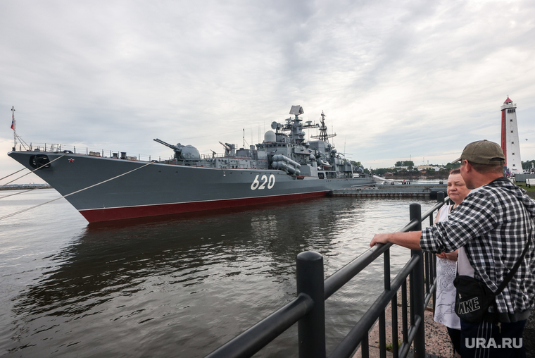 Виды Санкт-Петербурга и Кронштадта. Санкт-Петербург, флот, санкт-петербург, военный корабль, эсминец, балтийский флот, кронштадт, 620, эскадренный миноносец, беспокойный