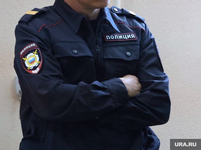 Суд. Курган, полиция, пристав