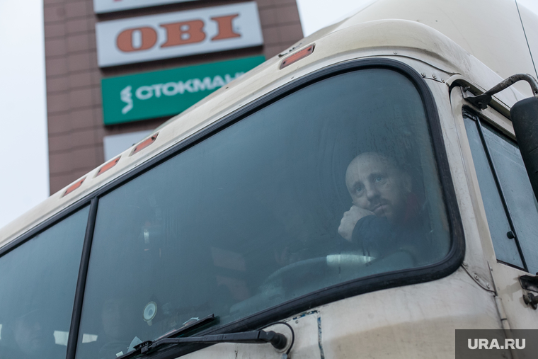 Дальнобойщики на М10. Москва, фуры, шофер, перевозки, дальнобойщики, оби, стокман