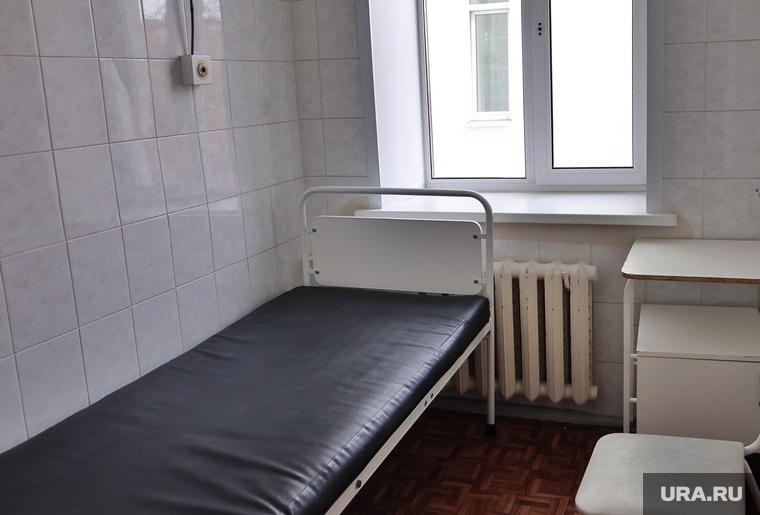 Учения МЧС в здании областной больницы. Курган, палата, больничная палата, областная больница, больница, больничная койка