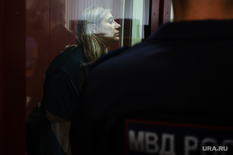 Мера пресечения Веронике Наумовой в Чкаловском районном суде. Екатеринбург, наумова вероника