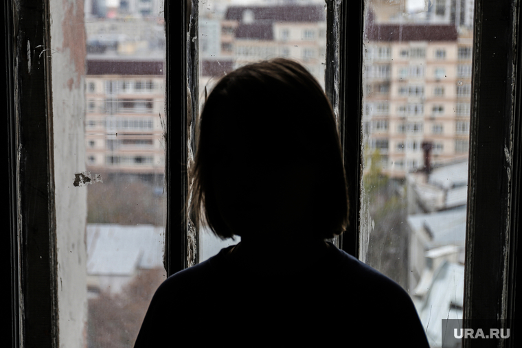 Интервью с молодой  сценаристкой и режиссеркой Софьей Косажевской. Екатеринбург, девушка, подросток, силуэт, косажевская софья