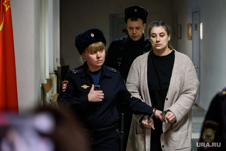 Избрание меры пресечения Веронике Наумовой. Екатеринбург, наумова вероника