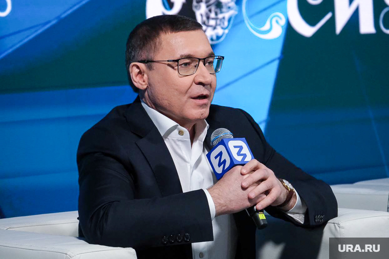 Панельная дискуссия с участием Шумкова, Текслера и Якушева на выставке "Россия" на ВДНХ. Москва, якушев владимир