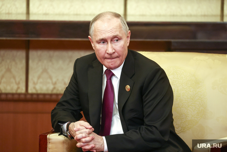 Президент России Владимир Путин на переговорах с лидерами зарубежных стран. Пекин, путин владимир, топ