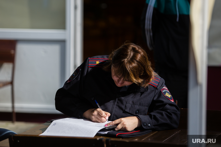 Резня на проспекте Ленина. Сургут, составление протокола, полиция