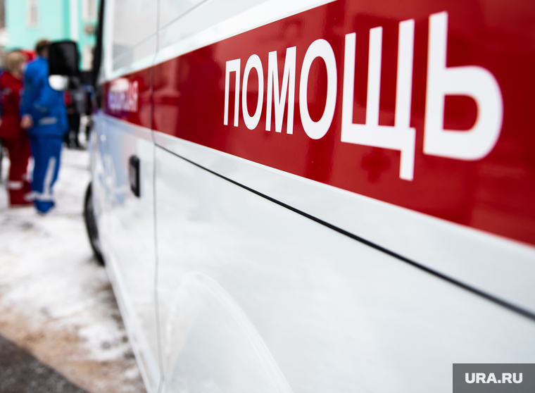 Медицинский центр для пациентов с инфекционными заболеваниями. Свердловская область, Краснотурьинск , неотложка, медицина, здравоохранение, медицинская помощь, неотложная помощь, машина скорой помощи, машина скорой медицинской помощи, скорая помощь