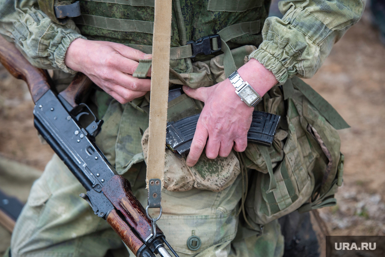 Военная подготовка к службе в зоне СВО. Центр Стрелец.Пермь, автомат калашникова, оружие, стрелки, спецназ, чвк, сво, армия россии, штурмовики