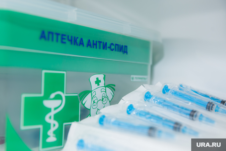 Визит губернатора ХМАО Натальи Комаровой. Сургут
, аптечка антиспид, спид, анти-спид