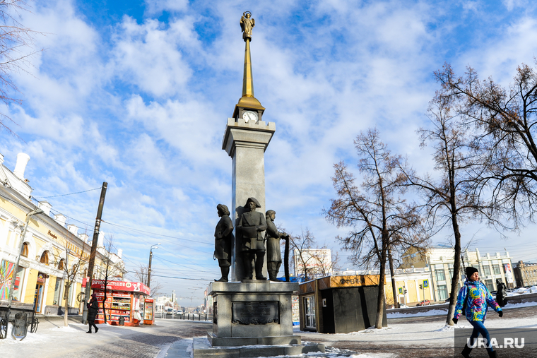 Арт-объекты и скульптуры на Кировке. Челябинск, арт-объект, стела, скульптура, кировка, отцы основатели