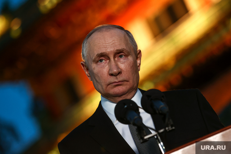 Заключительная пресс-конференция президента России Владимира Путина по окончанию визита в Китай. Пекин, КНР, путин владимир