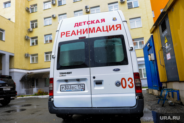 Больница. Челябинск, реанимобиль, 03, медицина, детская реанимация, скорая помощь