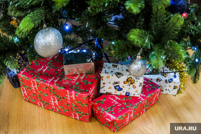 Как позволить себе праздники: 12 подработок, чтобы заработать на новогодние подарки