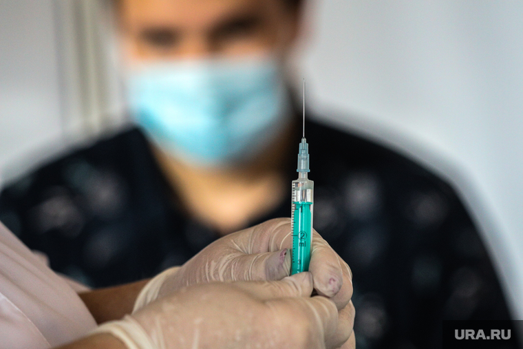 Вакцинация. Москва, спутник, укол, шприц, вакцина, вакцинация, спутник v