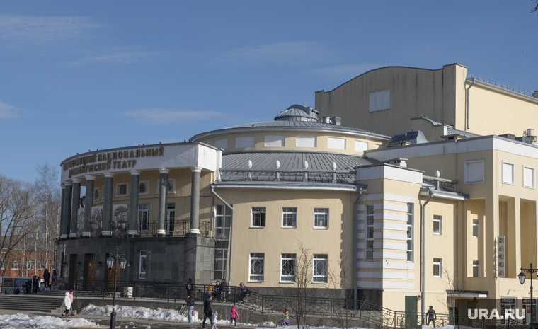 Коми Пермяцкий округ. Кудымкар. Пермь, национальный драматический театр, драмтеатр кудымкар