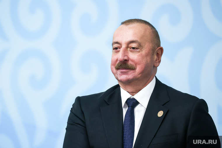 Совместное фотографирование глав независимых государств СНГ. Бишкек, Республика Киргизия, алиев ильхам