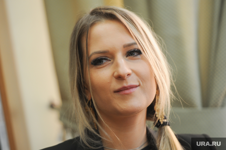 Яна лантратова фото