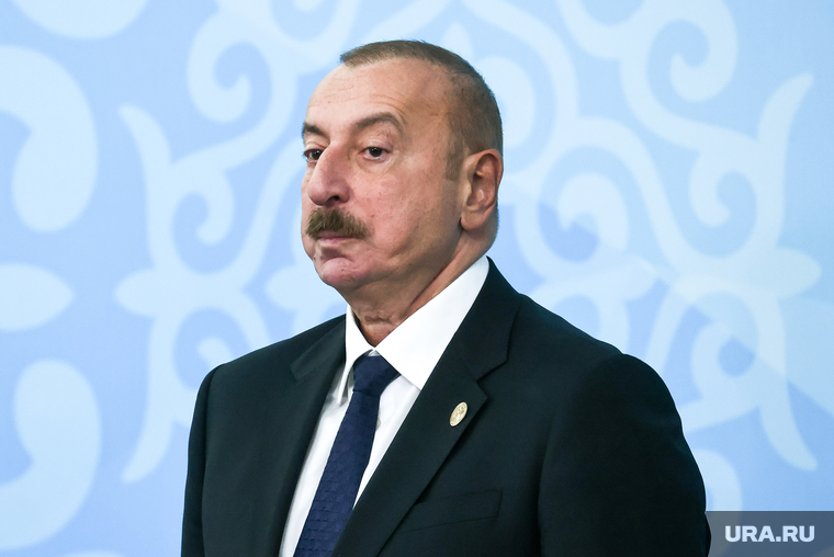 Совместное фотографирование глав независимых государств СНГ. Бишкек, Республика Киргизия, алиев ильхам