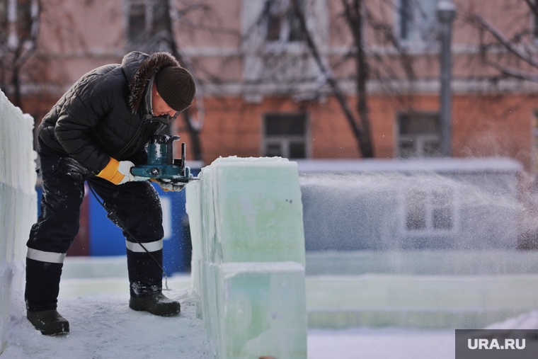 Ледовый городок. Курган, ледовый городок, площадь ленина
