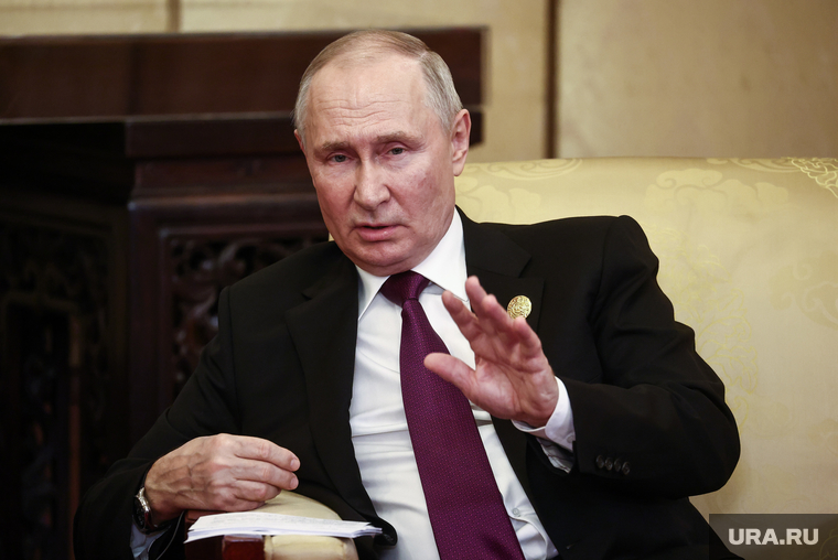 Президент России Владимир Путин на переговорах с лидерами зарубежных стран. Пекин, путин владимир