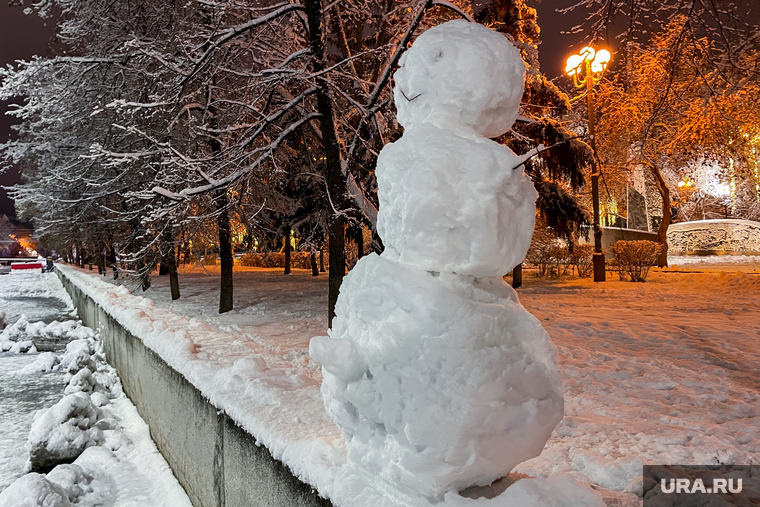 Снеговик. Челябинск, снеговик, зима, погода, мороз