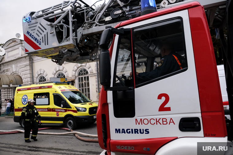 Пожар на Ленинградском вокзале в Москве. Москва, мчс, пожар, ленинградский вокзал, ликвидация пожара, пожарные