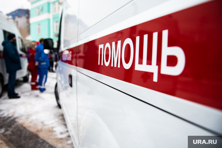 Медицинский центр для пациентов с инфекционными заболеваниями. Свердловская область, Краснотурьинск , неотложка, медицина, здравоохранение, медицинская помощь, неотложная помощь, машина скорой помощи, машина скорой медицинской помощи, скорая помощь