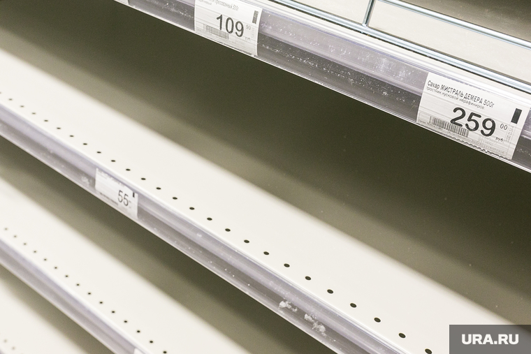 Ситуация в продуктовых магазинах. Тюмень, пустые полки, полки магазина, нет сахара, сахар закончился