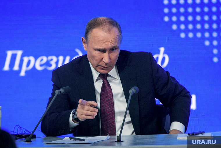 12 ежегодная итоговая пресс-конференция Путина В.В. (перезалил). Москва, портрет, указательный палец, путин владимир, жест рукой