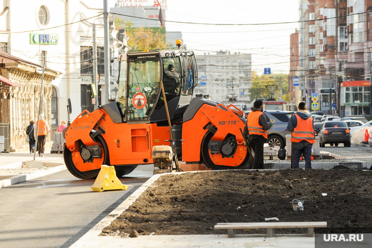 Октябрь в городе. Челябинск, каток, благоустройство, дорожники, улица карла маркса, гастарбайтеры