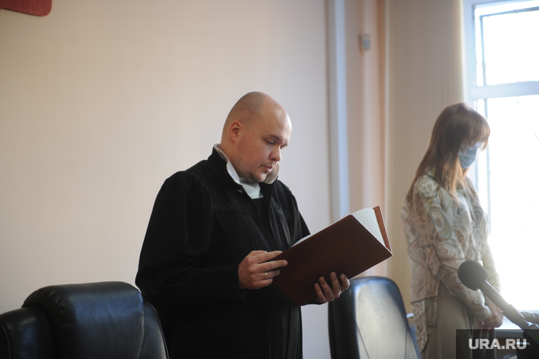Судья Алексей Акатышев сухо зачитал страшные цифры приговора