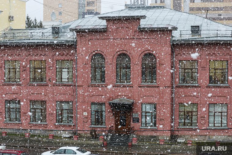 Апрельский снегопад. Екатеринбург, снег, снегопад
