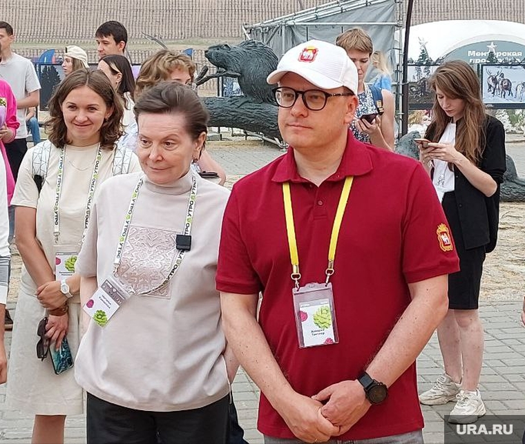 Алексей Текслер и Наталья Комарова на форуме в ХМАО