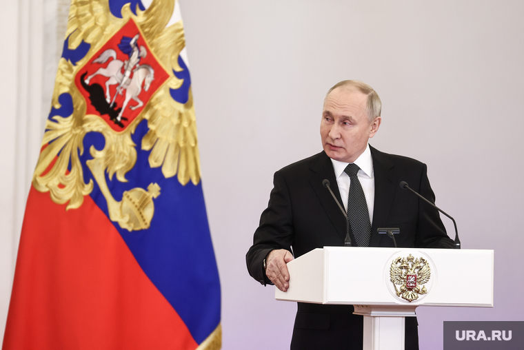 Президент России Владимир Путин на вручении наград Героям России в Кремле. Москва, путин владимир