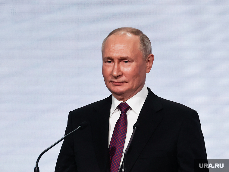 Владимир Путин на 4 съезде железнодорожников. Москва, путин владимир