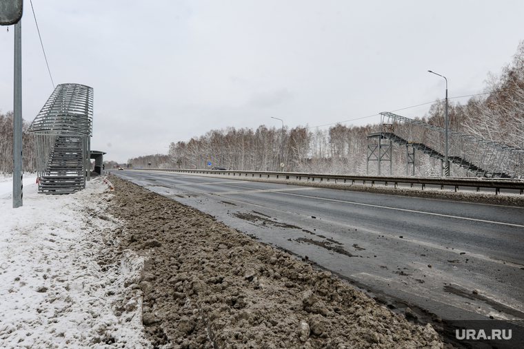 Монтаж пешеходного моста на трассе М5 Урал на станции Таскино. Челябинск, пешеходный мост, металлоконструкция, росавтодор, монтаж моста