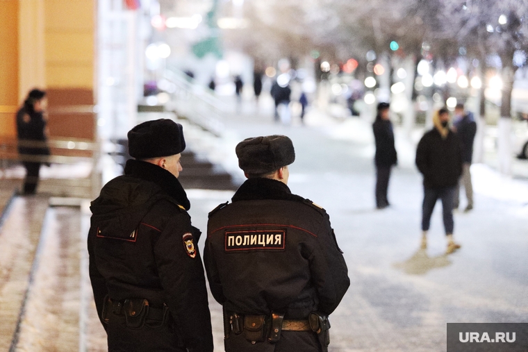 Обстановка на площади Ленина во время митингов против войны. Курган, ппс, полиция, рейд полиции